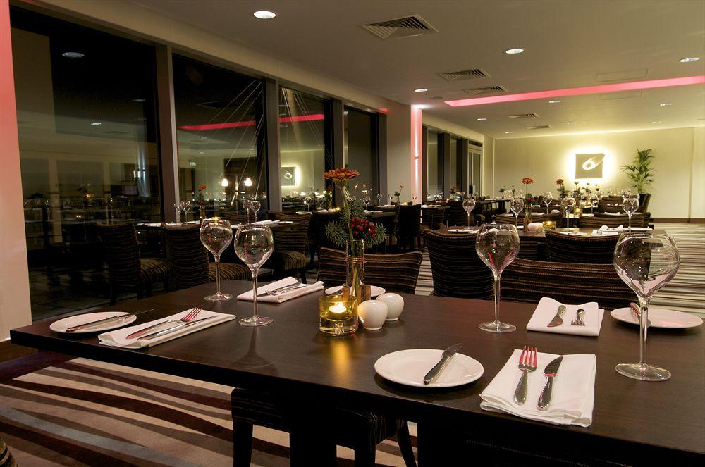 Waterfront Southport Hotel Extérieur photo