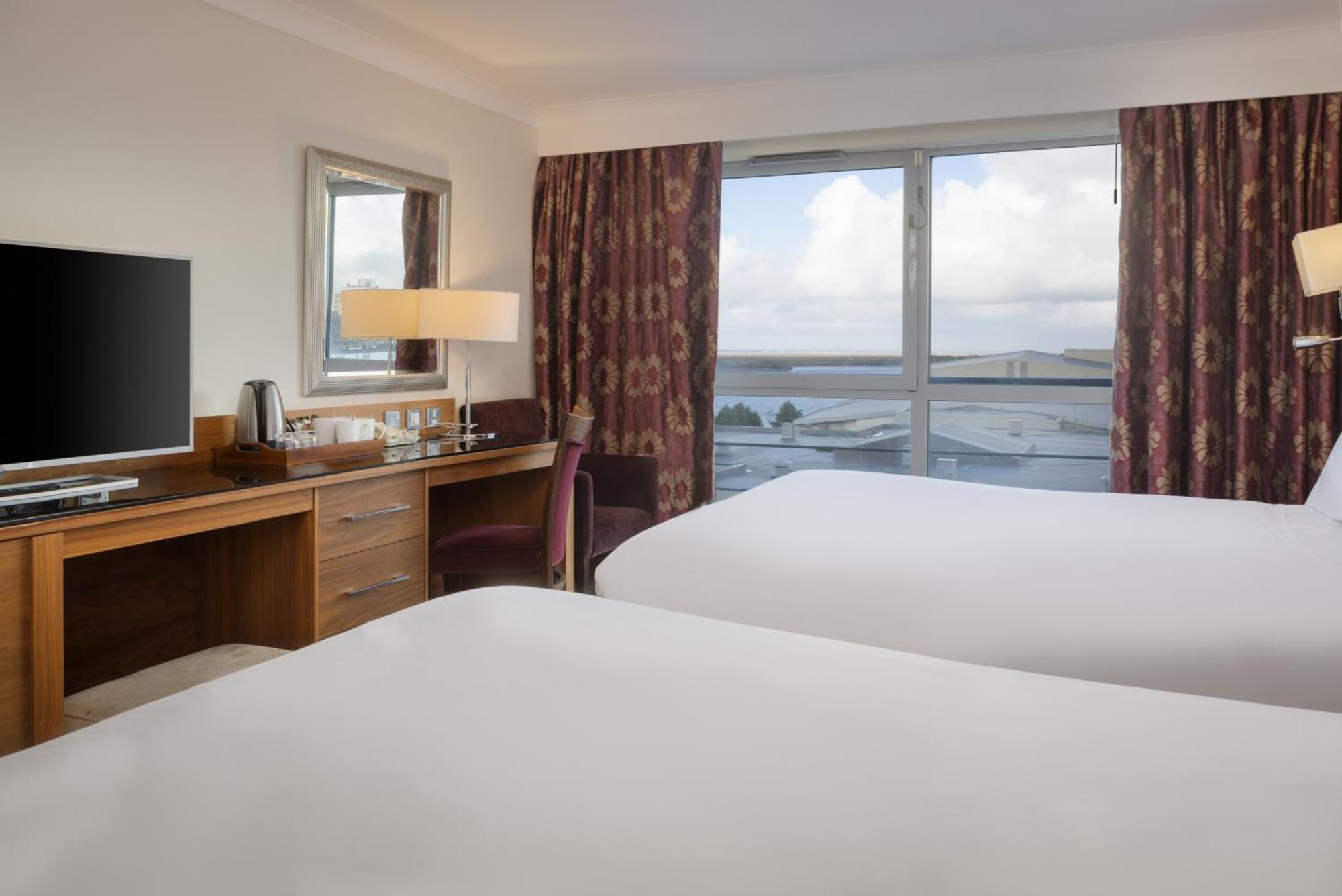 Waterfront Southport Hotel Chambre photo