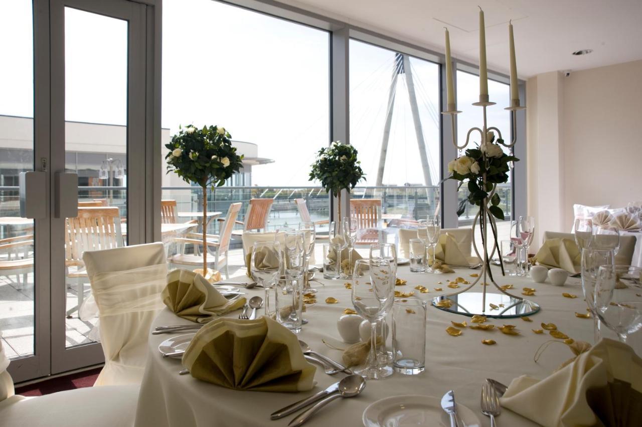 Waterfront Southport Hotel Extérieur photo